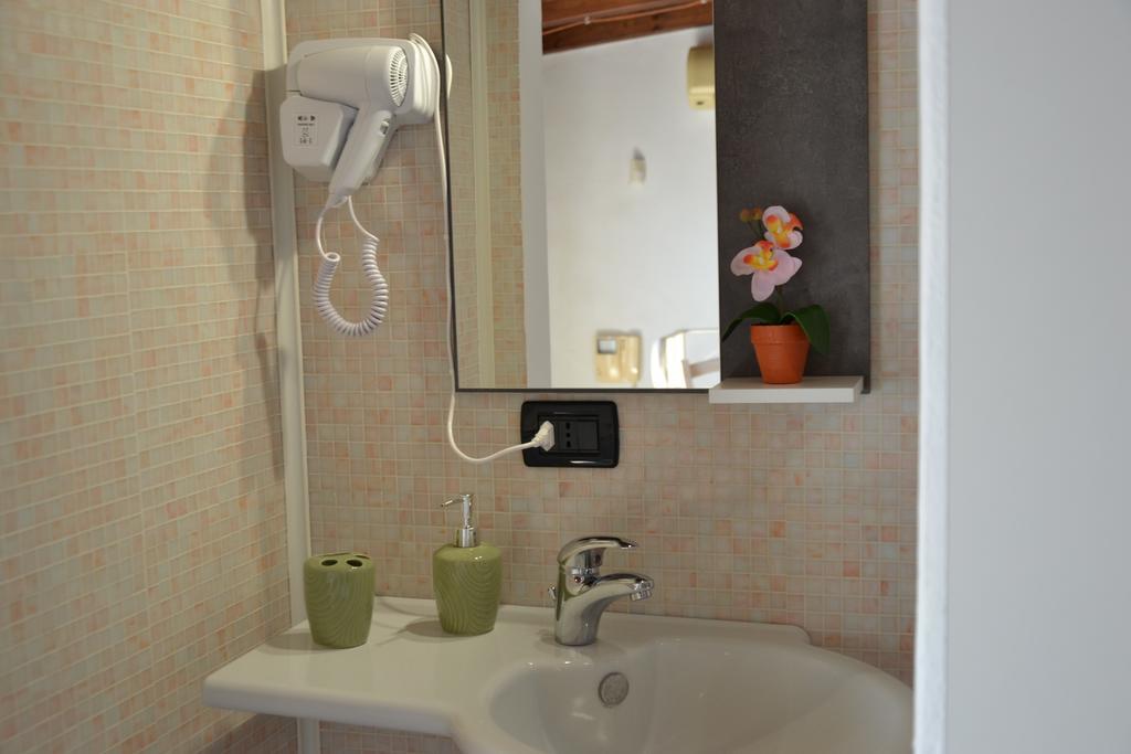 Casa Chiara Apartment Монополи Екстериор снимка